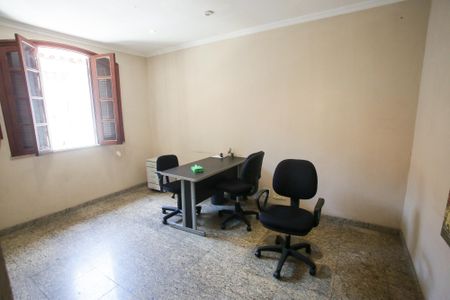 Casa à venda com 429m², 4 quartos e 3 vagasQuarto 3