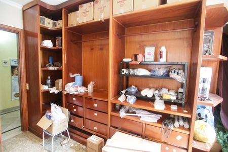 Casa à venda com 429m², 4 quartos e 3 vagasCloset da Suíte 2