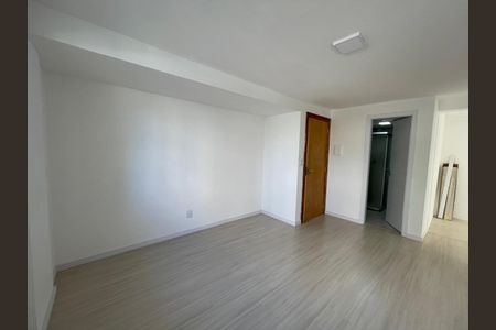 Apartamento à venda com 2 quartos, 45m² em Santos Dumont, São Leopoldo
