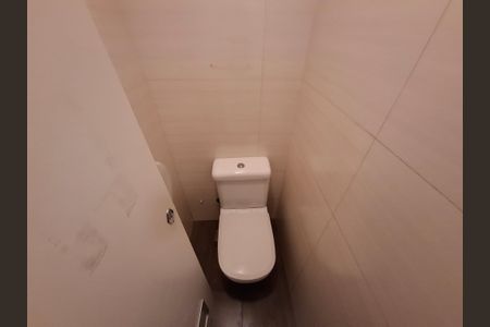 Banheiro  de apartamento à venda com 1 quarto, 130m² em Centro, Rio de Janeiro