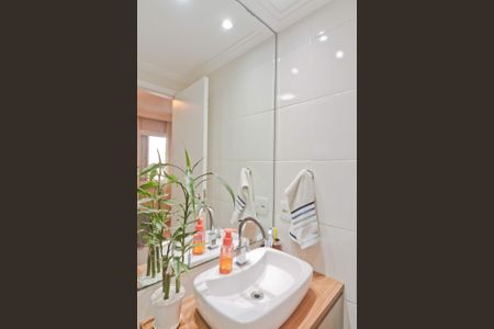 Apartamento à venda com 81m², 3 quartos e 1 vaga Apartamento à venda com 81m², 3 quartos e 1 vagaBanheiro da Suíte