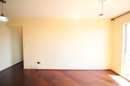 Apartamento à venda com 56m², 2 quartos e 1 vagaSala