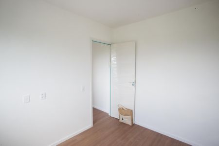 Quarto 1 de apartamento para alugar com 2 quartos, 50m² em Curicica, Rio de Janeiro