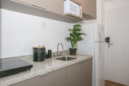 Cozinha de kitnet/studio para alugar com 1 quarto, 25m² em Perdizes, São Paulo