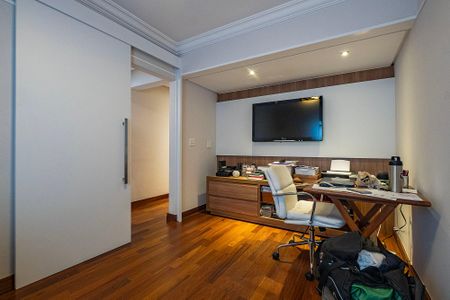 Apartamento para alugar com 156m², 4 quartos e 3 vagasQuarto 4