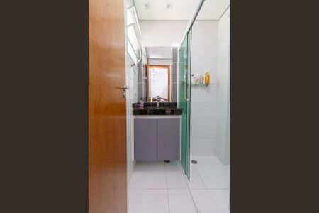 Apartamento à venda com 50m², 2 quartos e sem vagaBanheiro da Suíte