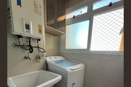 Apartamento à venda com 134m², 2 quartos e 2 vagas Apartamento à venda com 134m², 2 quartos e 2 vagasÁrea de serviço