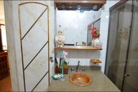 Apartamento à venda com 90m², 3 quartos e 2 vagas Apartamento à venda com 90m², 3 quartos e 2 vagasBanheiro Social