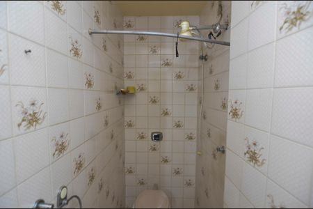 Apartamento à venda com 90m², 3 quartos e 2 vagas Apartamento à venda com 90m², 3 quartos e 2 vagasBanheiro de Serviço