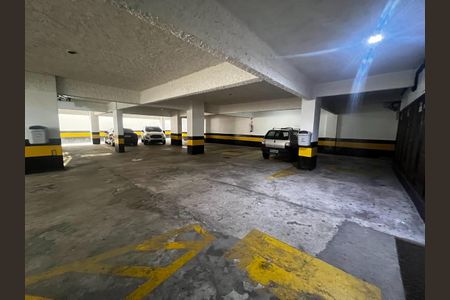 Apartamento à venda com 90m², 3 quartos e 2 vagas Apartamento à venda com 90m², 3 quartos e 2 vagasGaragem