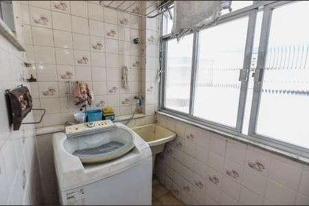 Apartamento à venda com 90m², 3 quartos e 2 vagas Apartamento à venda com 90m², 3 quartos e 2 vagasÁrea de Serviço