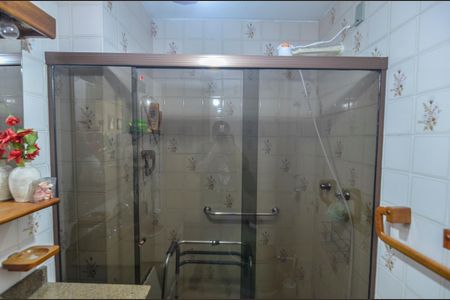 Apartamento à venda com 90m², 3 quartos e 2 vagas Apartamento à venda com 90m², 3 quartos e 2 vagasBanheiro Social