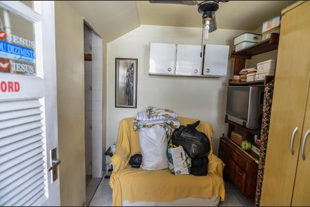 Apartamento à venda com 90m², 3 quartos e 2 vagas Apartamento à venda com 90m², 3 quartos e 2 vagasQuarto de Serviço