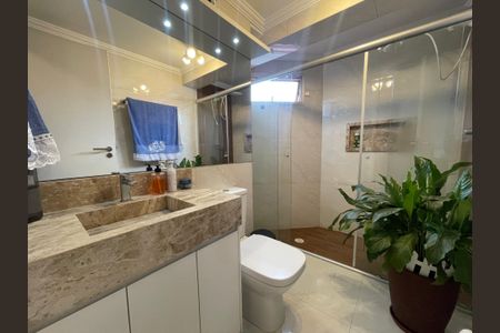 Apartamento à venda com 70m², 2 quartos e 1 vagaBanheiro Social