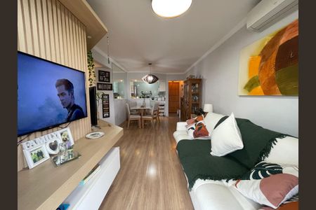 Apartamento à venda com 70m², 2 quartos e 1 vagaSala