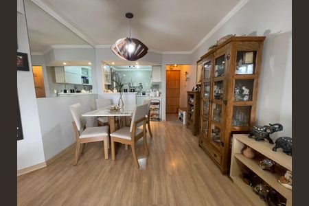 Apartamento à venda com 70m², 2 quartos e 1 vagaSala