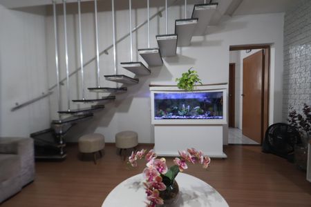 Casa à venda com 125m², 3 quartos e 2 vagasSala