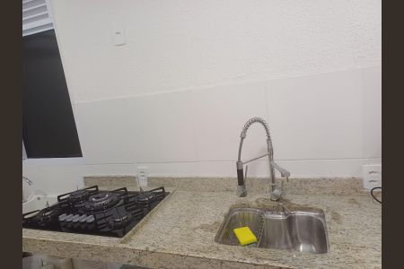 Cozinha de apartamento para alugar com 2 quartos, 44m² em Vargem Pequena, Rio de Janeiro