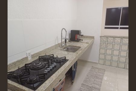 Cozinha de apartamento para alugar com 2 quartos, 44m² em Vargem Pequena, Rio de Janeiro