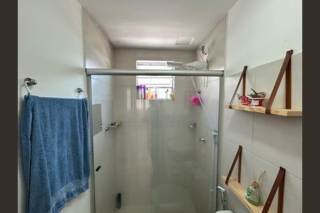 Apartamento à venda com 2 quartos, 44m² em Itatiaia, Belo Horizonte