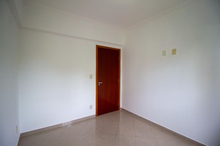 Apartamento para alugar com 120m², 3 quartos e 2 vagasQuarto 2