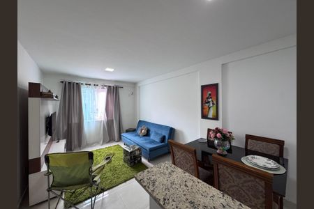Sala de apartamento à venda com 1 quarto, 60m² em Recreio dos Bandeirantes, Rio de Janeiro