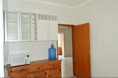 Apartamento para alugar com 80m², 2 quartos e 2 vagasCozinha