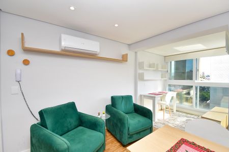 Studio para alugar com 30m², 1 quarto e 1 vaga Studio para alugar com 30m², 1 quarto e 1 vagaSala