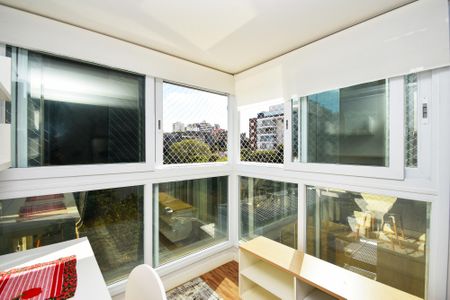 Studio para alugar com 30m², 1 quarto e 1 vaga Studio para alugar com 30m², 1 quarto e 1 vagaSala
