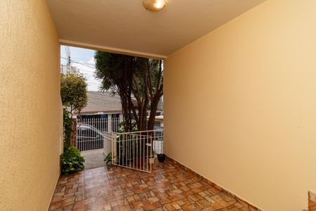 Casa para alugar com 180m², 3 quartos e 2 vagasHall de entrada