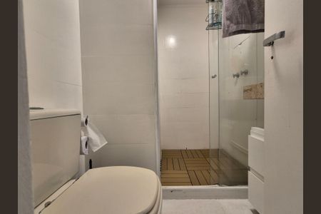 Apartamento à venda com 107m², 3 quartos e 2 vagas Apartamento à venda com 107m², 3 quartos e 2 vagasBanheiro