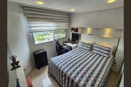 Apartamento à venda com 107m², 3 quartos e 2 vagas Apartamento à venda com 107m², 3 quartos e 2 vagasSuíte