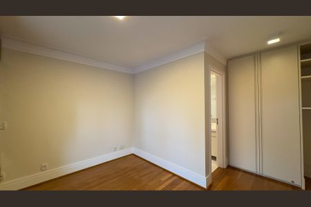 Apartamento à venda com 315m², 4 quartos e 4 vagasQuarto 3