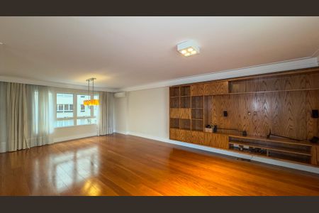 Apartamento à venda com 315m², 4 quartos e 4 vagasSala