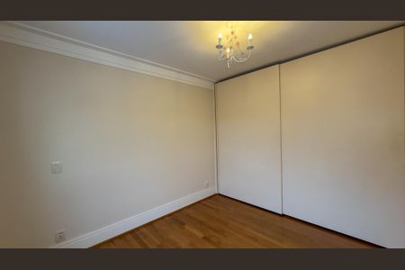 Apartamento à venda com 315m², 4 quartos e 4 vagasQuarto 2 - Suíte