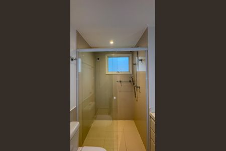 Apartamento à venda com 315m², 4 quartos e 4 vagasBanheiro da Suíte 4