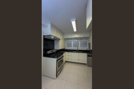 Apartamento à venda com 315m², 4 quartos e 4 vagasCozinha