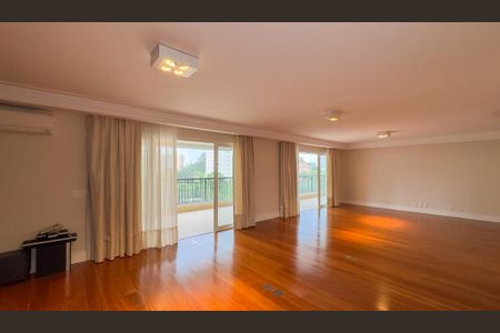 Apartamento à venda com 315m², 4 quartos e 4 vagasSala