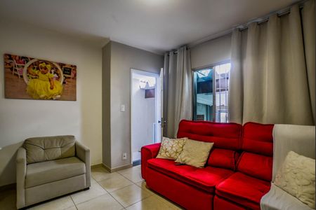 Sala de casa à venda com 2 quartos, 150m² em Parque Capuava, Santo André
