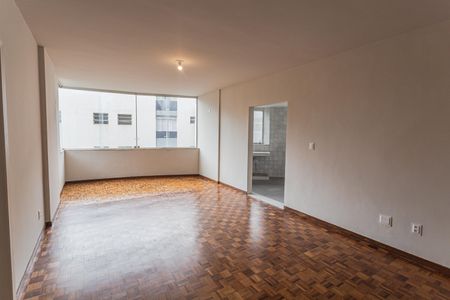 Sala de apartamento à venda com 3 quartos, 120m² em Sion, Belo Horizonte