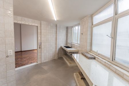 Apartamento à venda com 120m², 3 quartos e 1 vagaCozinha