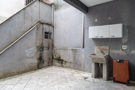 Casa para alugar com 60m², 1 quarto e sem vagaÁrea de Serviço