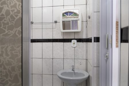 Casa para alugar com 60m², 1 quarto e sem vagaBanheiro