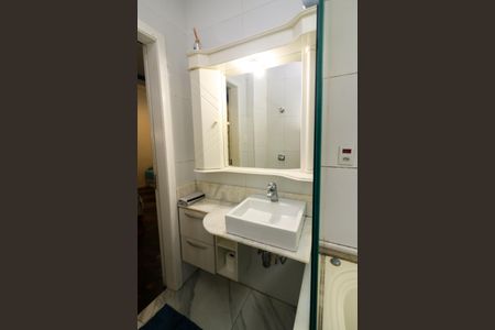 Apartamento para alugar com 55m², 2 quartos e sem vaga Apartamento para alugar com 55m², 2 quartos e sem vagaBanheiro