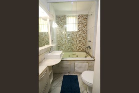 Apartamento para alugar com 55m², 2 quartos e sem vaga Apartamento para alugar com 55m², 2 quartos e sem vagaBanheiro