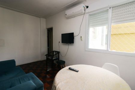 Sala de apartamento para alugar com 2 quartos, 55m² em Centro Histórico, Porto Alegre