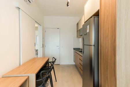 Apartamento para alugar com 32m², 1 quarto e 1 vagaSala / Cozinha