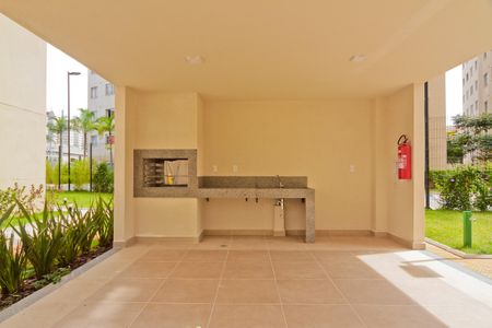 Apartamento para alugar com 33m², 2 quartos e sem vagaÁrea comum - Churrasqueira