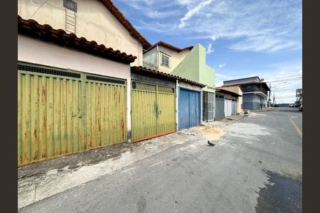 Casa de condomínio à venda com 67m², 2 quartos e 1 vagaGaragem