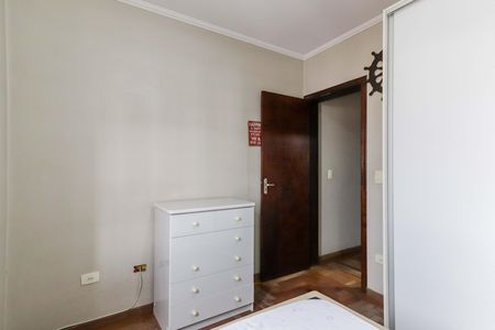 Casa à venda com 250m², 5 quartos e 4 vagas Casa à venda com 250m², 5 quartos e 4 vagasQuarto 1